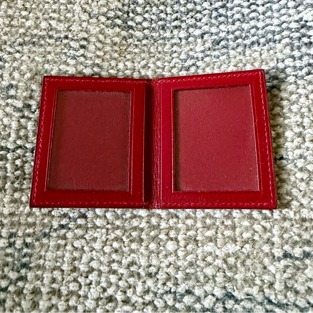 Charming & classic Hermès scarlet leather mini photo frame - Picture 2 of 8
